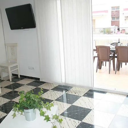 Apartment Fantastic, 100 Meters From The Beach